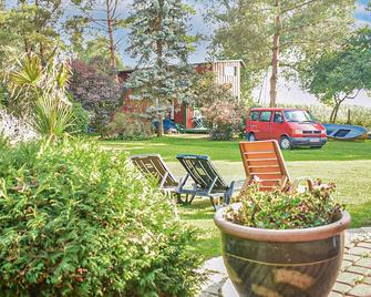 2 Bedroom Lovely Apartment In Wolin - Wolin - Patio