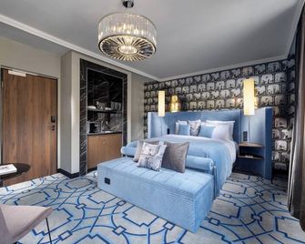 Mamaison Hotel Chain Bridge Budapest - בודפשט - חדר שינה