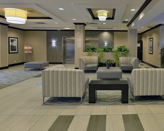Holiday Inn Express & Suites Ottawa East - Orleans By IHG - Ottawa - Bâtiment