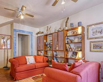 Beautiful apartment in Casteldimezzo - Pesaro