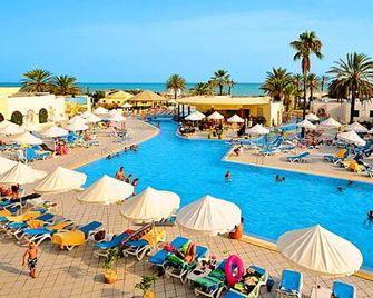 Royal Lido Resort & Spa - נאבעול - בריכה