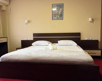Hotel Q Art Severus - Zalău - Bedroom