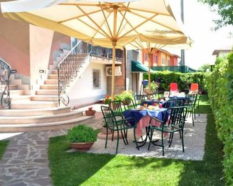 Villa Chiara - Lazise - Patio