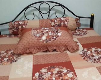 J&E - Pattaya - Yatak Odası