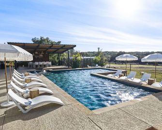 Leisure Escape in the TX Hill Country - Dripping Springs - Piscina