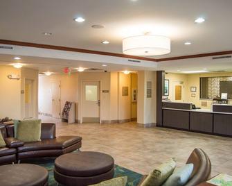 Candlewood Suites Victoria By IHG - Victoria - Edificio