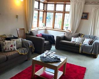 Picton House B&B and Motel - פיקטון - סלון