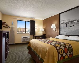 Super 8 by Wyndham Cedar Rapids - Cedar Rapids - Habitación