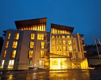 Radina's Way Hotel - Borovets - Edificio