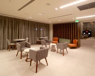 Holiday Inn & Suites Monterrey Apodaca Zona Airport By IHG - Apodaca - Restaurant