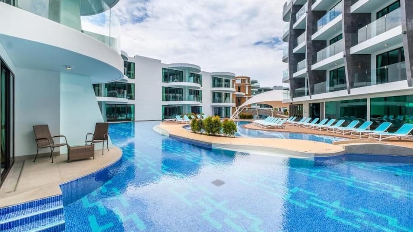 أبسولوت توين ساندز ريزورت آند سبا