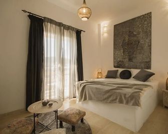 Bohotel Messonghi - Designer's Hotel - Moraitika