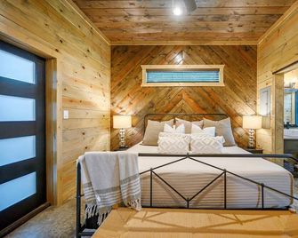 Bearly Creekin' Stay for 14! - Broken Bow - Habitación