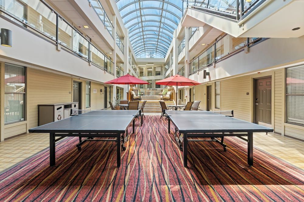 The Christie Lodge - All Suite Property - Avon