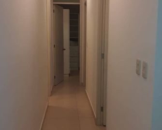 Apartment with pool and WIFI - Piura - Corridoio