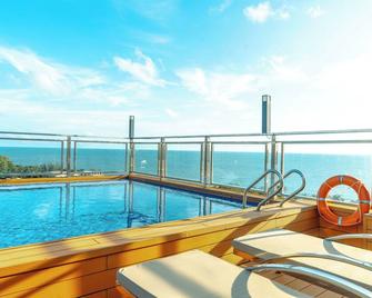 Home Park Hotel Phu Quoc - Phu Quoc - Pool