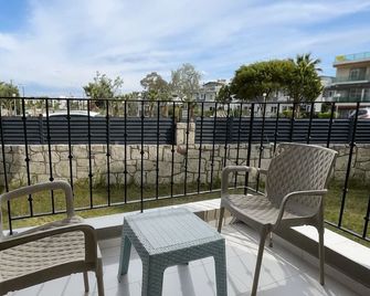 Aurora Sigacik Hotel - Seferihisar - Balcón