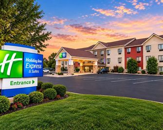 Holiday Inn Express & Suites Sandy - South Salt Lake City By IHG - Sandy - Edificio