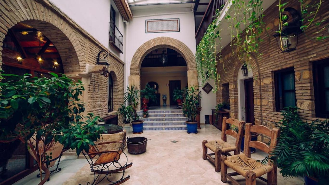 Hotel Posada de Vallina by MiRa