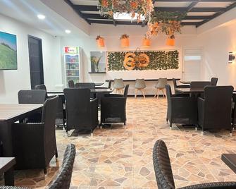 هوتل زورييل بوتيك - كارتاخينا دي إندياس - شرفة مرصوفة