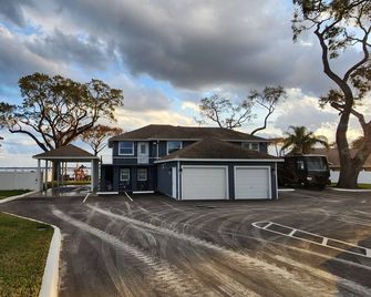 Paradise on Lake Harris Apt #102 - Leesburg - Budova