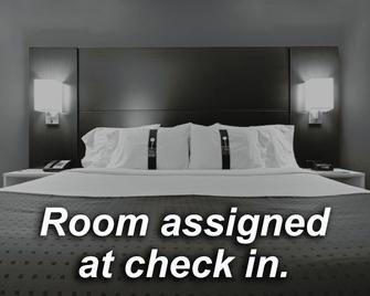 Holiday Inn Express Hotel and Suites Fort Stockton - Fort Stockton - Schlafzimmer