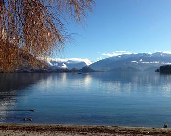 Wanaka Heights Motel - Wanaka - Beach