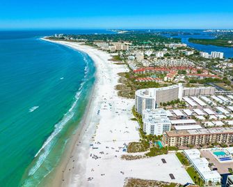 Siesta Sands Beach Resort 4th Floor with Elevator - Siesta Key - Strand