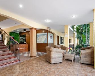 Hotel Hacienda Sánchez - ויאדוליד - לובי