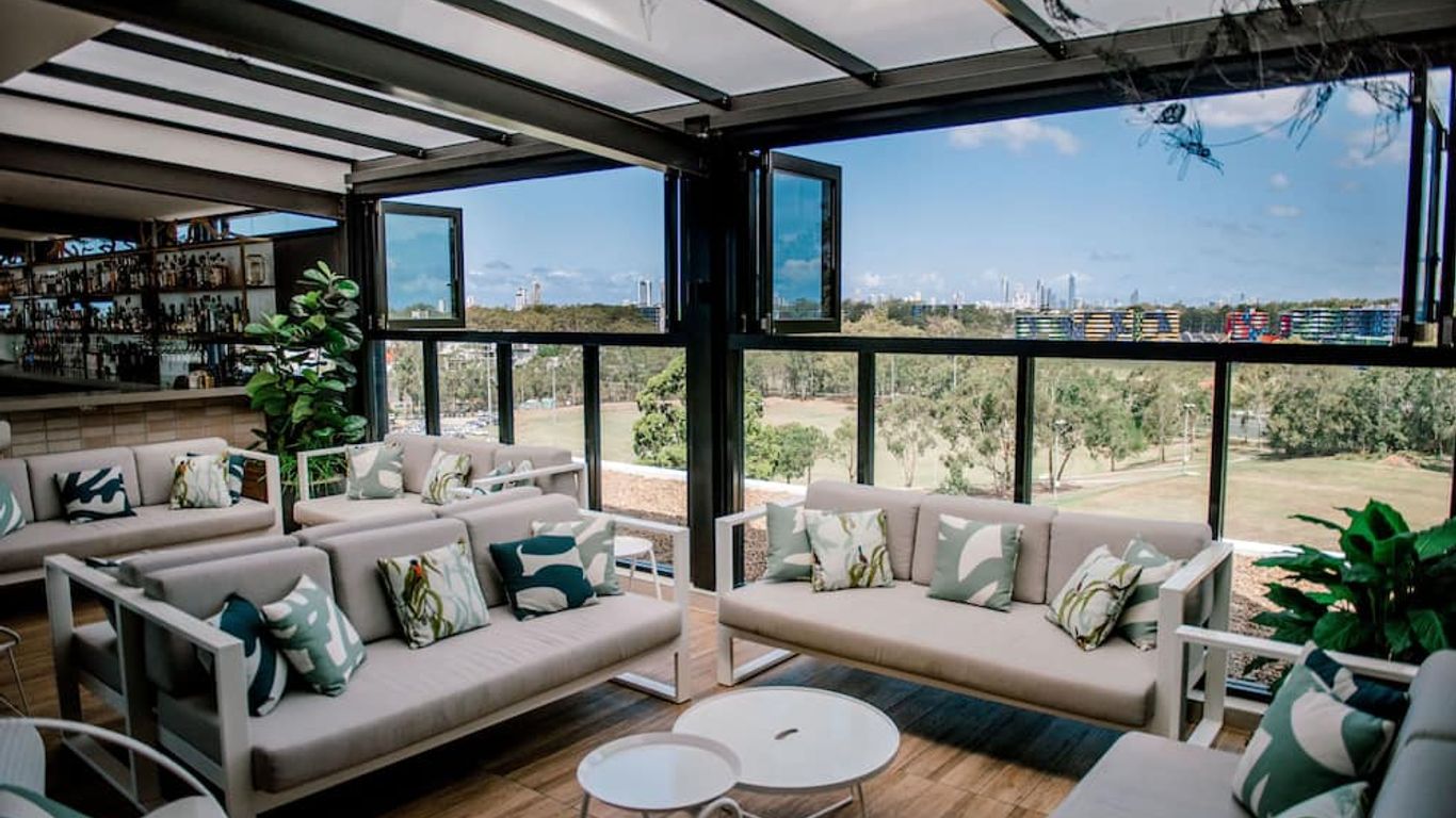 Mantra Southport Sharks