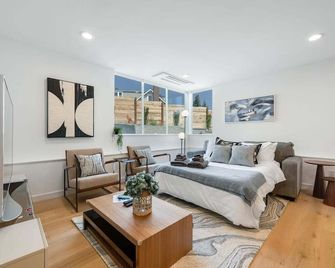 Perch - View Ridge Guest Suite: Cozy 1br Adu Retreat - Seattle