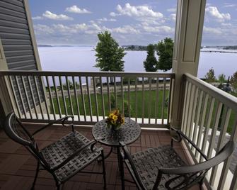 1000 Islands Harbor Hotel - Clayton - Balcony