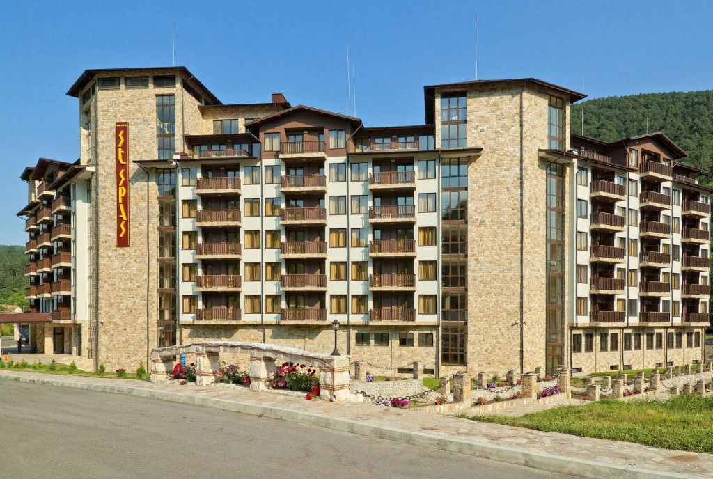 St. Spas Hotel & Balneo Complex