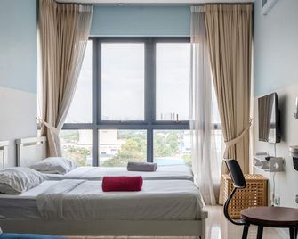 HighPark Suites in Petaling Jaya, Kelana Jaya by Plush - Petaling Jaya - Bedroom