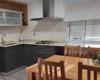 Apartamento 4 Quartos - Casas do Castelo - Aldeia da Serra - Seia - Cuisine