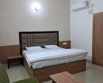 Hotel City Palace - Ranchi - Bedroom