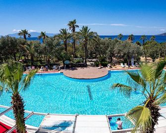 Latanya Park Resort - Bodrum - Pool