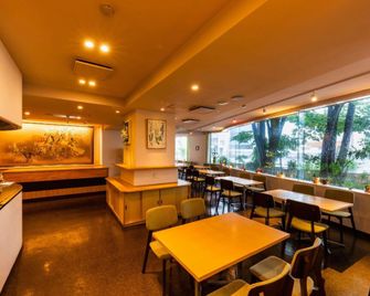 Orient Hotel Kochi - Kochi - Restaurant