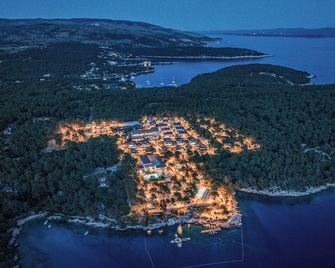 Gava Waterman Island Cottages - Milna (Brač)