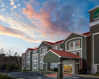 La Quinta Inn & Suites by Wyndham Atlanta South - Newnan - Newnan - Gebäude