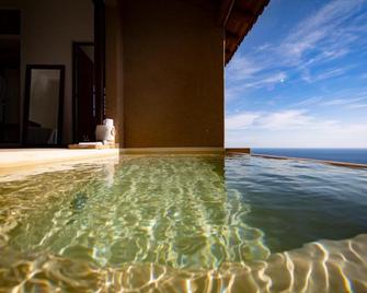 Villas del Vigia - Zihuatanejo - Piscina