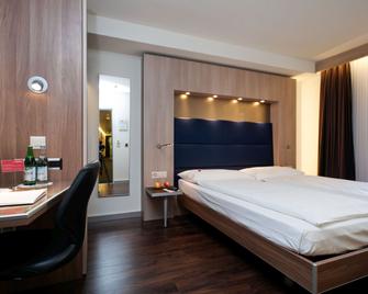 Hotel Alexander - Zurich - Bedroom