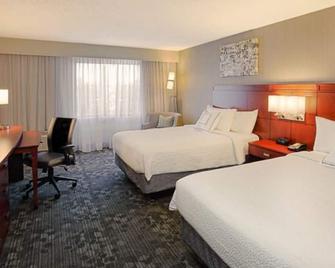 Courtyard by Marriott Mishawaka-University Area - Mishawaka - Bedroom