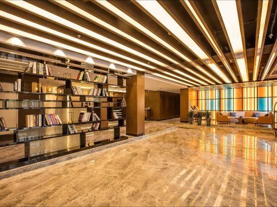 Merlinhod Hotel - داليان - ردهة