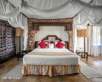 Sarova Shaba Game Lodge - Archers Post - Schlafzimmer