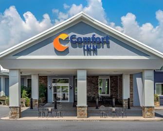 Comfort Inn Lancaster County North - Denver - Building