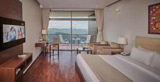 Ragamaya Resort & Spa Munnar - Munnar - Phòng ngủ