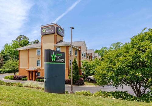 Extended Stay America Select Suites - Charlotte - University Place - E  McCullough Dr, Charlotte – Updated 2023 Prices