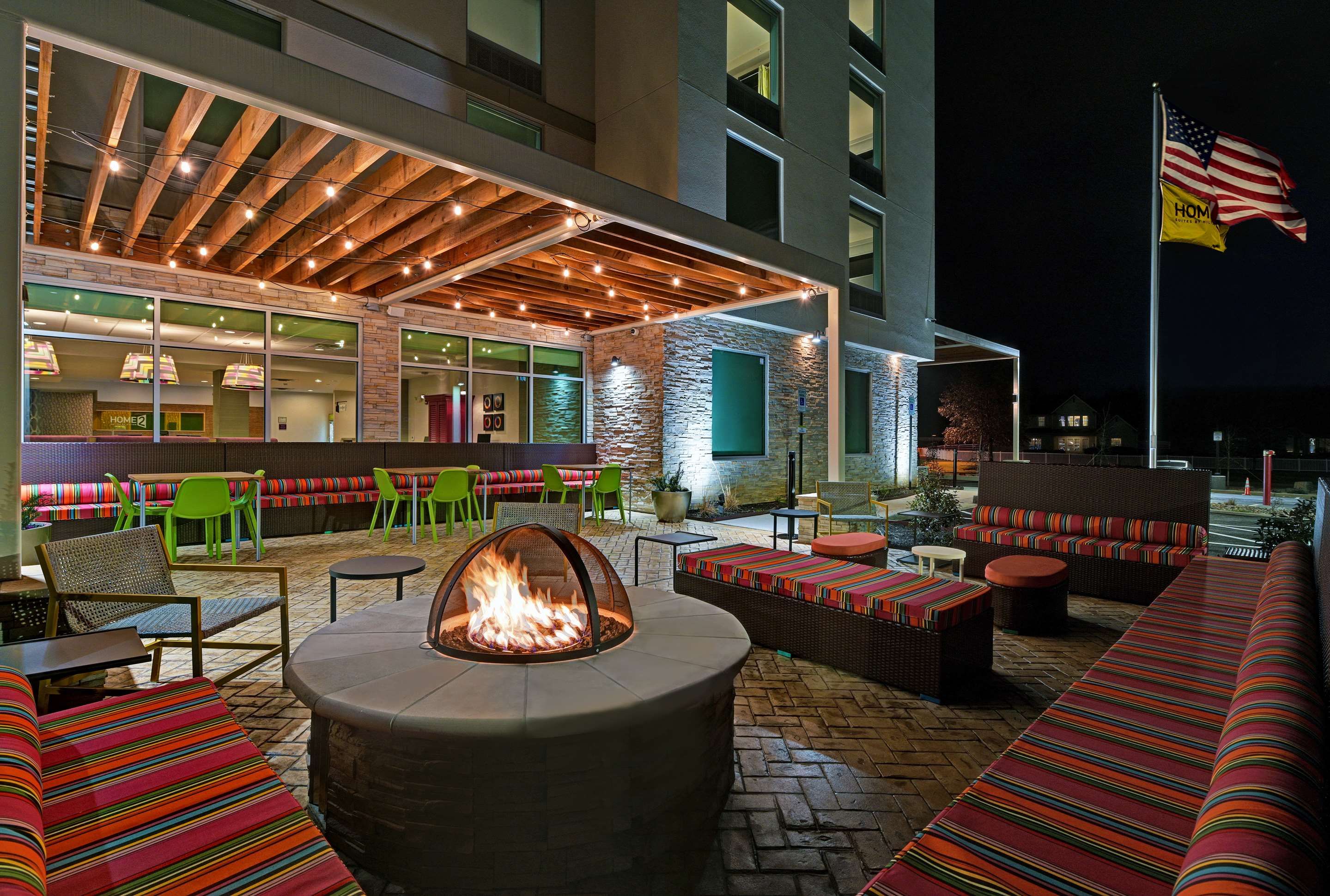 Home2 Suites By Hilton Memphis Wolfchase Galleria - ממפיס - פטיו