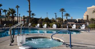 Hampton Inn & Suites Las Vegas-Henderson - Henderson - Kolam